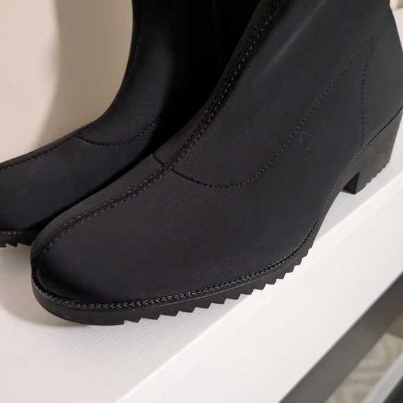 Black Ankle Boots - Picture 1 of 6
